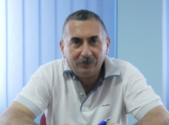 La Năvodari se repară trotuarele